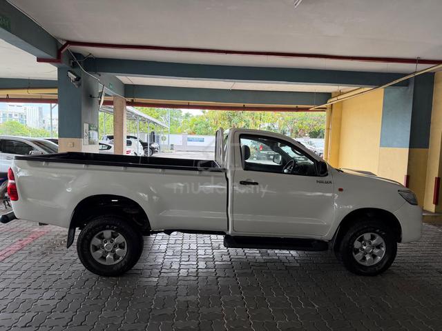 2013 Toyota HILUX 2.5 VNT (M) - 4