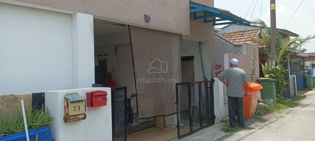 Rumah Kampung Padang Balang 1