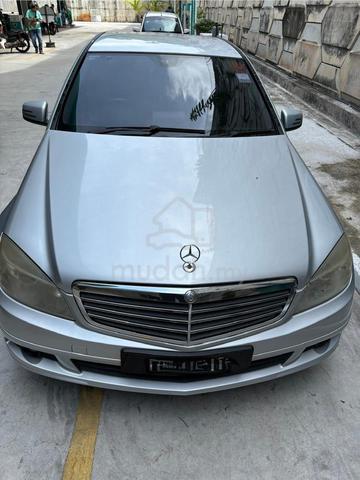 2010 Mercedes Benz C200 1.8 CGI BLUE EFFICIENCY - 1