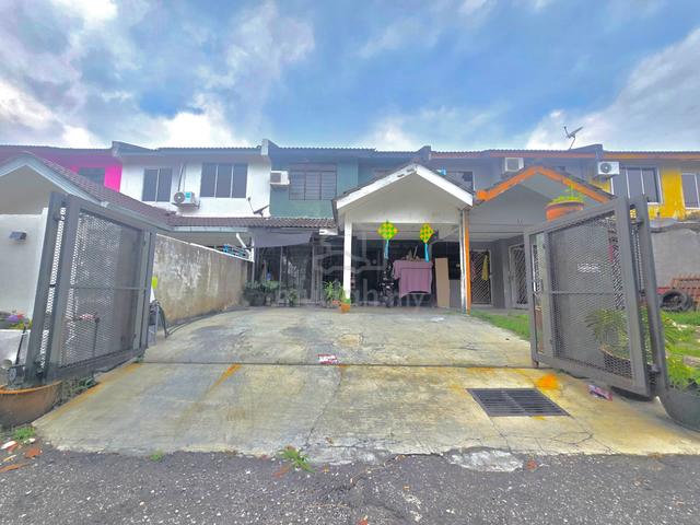 Taman Desa Dahlia Senawang 2Storey House Facing Open 1