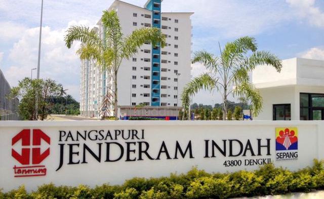 Jenderam Indah Apartment 4