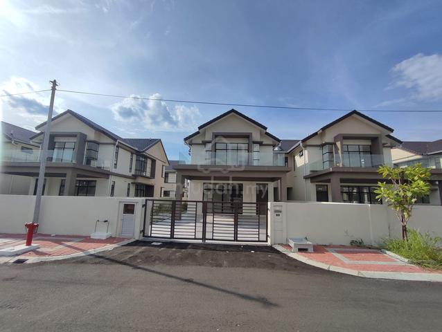 Bandar Baru Sri Klebang New DS Semi-D Freehold Gated Guarded Ipoh 1