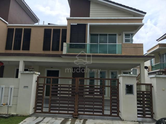 Semi-D for Rent at Kulai (Near IOI-Mall) – Guarded Community 1
