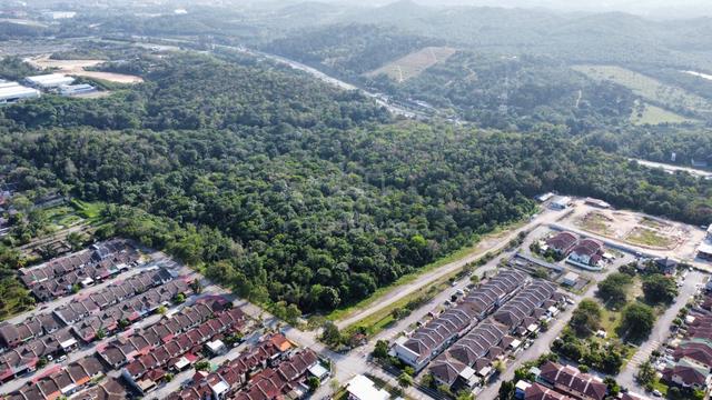STRATEGIC Agriculture Land (Zoning Residential) Taman Desa Saga Nilai 4