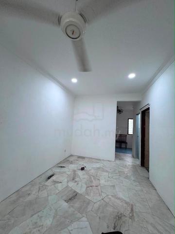 [Nice+Murah+Renovat] Single Storey Terrace - Taman Bersatu, Rawang 1