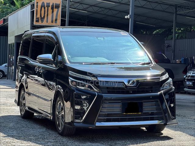 2018 Toyota VOXY 2.0 ZS KIRAMEKI (A) 8 Seater - 1