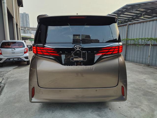 GOLD 2024 Toyota ALPHARD 2.5 Z SIDE STEP OFFER - 4