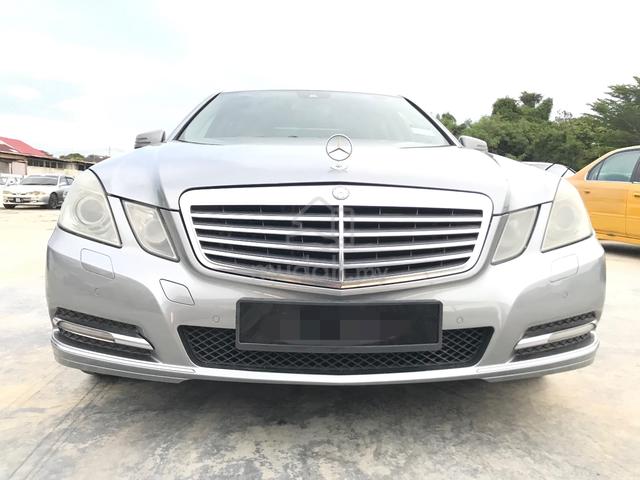 Mercedes Benz E200 1.8 CGI(A)LEATHER S/18"AMG RIM - 3