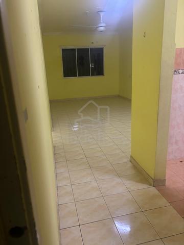 Permai Lake View Apartment 1