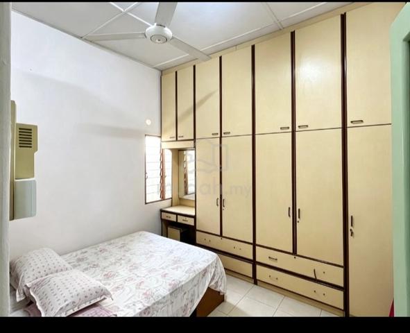 Jalan pinang taman lian seng kluang 3bed full loan 1
