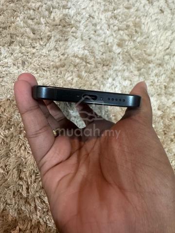 iPhone 15 pro 256gb black - photo 3 of 5