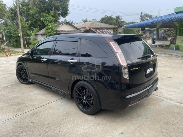 2010 Honda STREAM 1.8 I-VTEC FACELIFT (A) - 4
