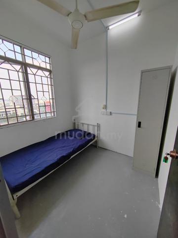BILIK SEWA LELAKI , Apartment Mentari Court PJ 1
