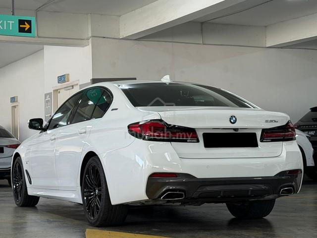 BMW 530e 2.0 M SPORT FULL SERVICE/FREE WARRANTY - 2