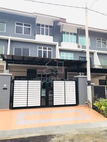 Taman Scientex Jaya Senai Johor/Teres 2.5 tingkat/For Sale 1
