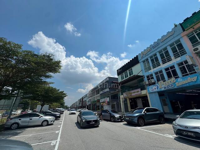 3 Storey Shoplot Mount Austin Austin Perdana Freehold For Sale 1