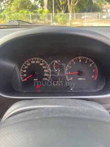 2005 Perodua MYVI 1.3 EZi (A) - 5