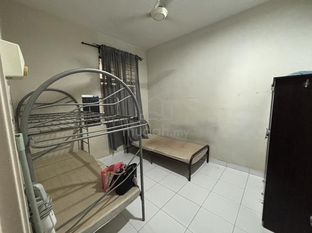 Room For Rent 1