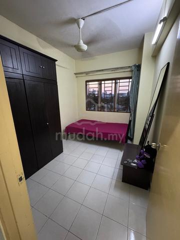 Ampang medium room for rent 1