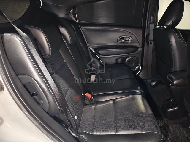 2020 Honda HR-V 1.8 RS F/Service 5-Years Warranty - 5