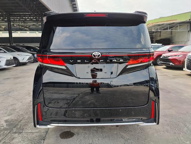 BEST DEAL 2025 Toyota VELLFIRE 2.4 Z PREMIER UNREG - 4