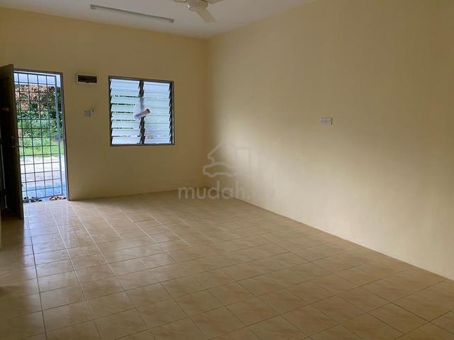 Rumah Teres Setingkat 3 Bilik Untuk Disewa | Batu 6 Gombak 1