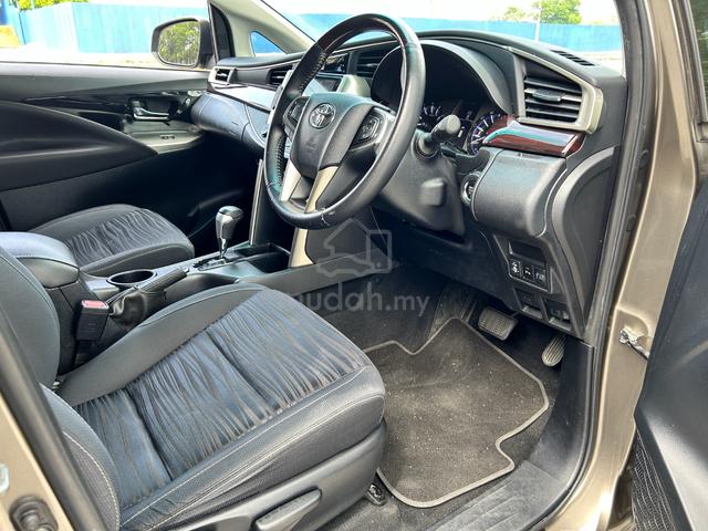 Toyota INNOVA G 2.0L (A) FACELIFT AVM BLIND SPOT - 2