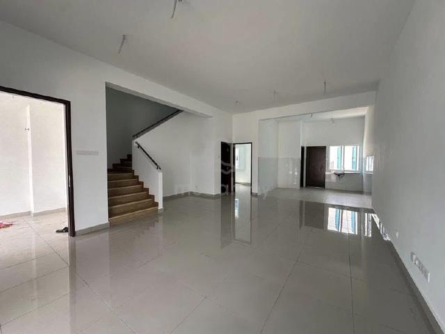 Kota Bayuemas Aralia Klang Brand New Freehold 2 Storey Terrace House 1