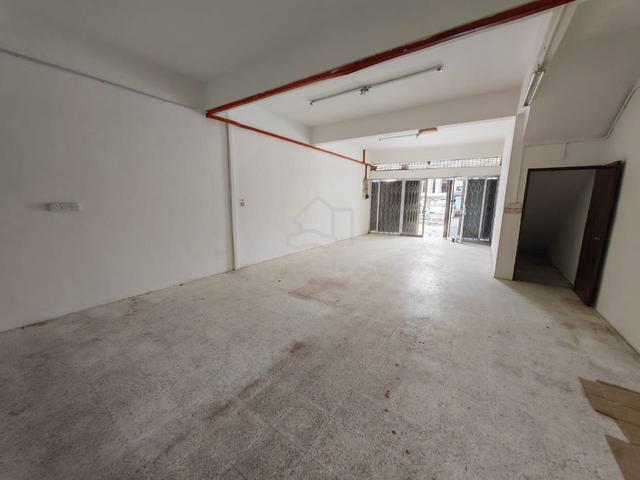 Shop Lot Ground Floor 1400sf At Lebuh Ipoh Near Jelutong Market 1