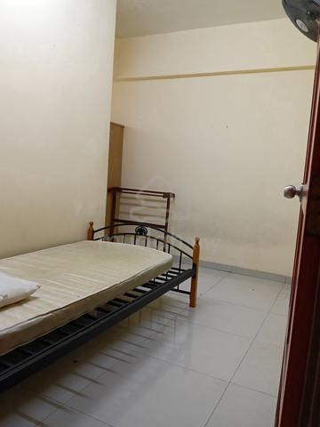 Bilik Non-Sharing Perempuan | Bandar Tasik Selatan 1
