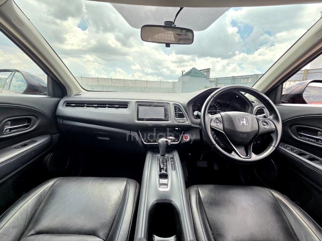 2021 Honda HR-V 1.8 V (A) LEATHER-SEAT ((OFFER)) - 4