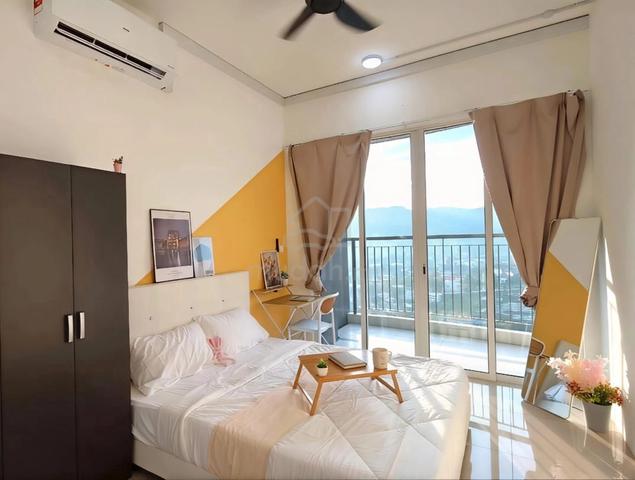 Premium Room with Balcony 🌟Queensbays / Bayan Lepas 1