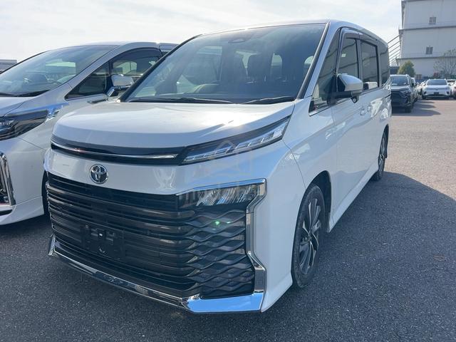 EASY LOAN / HI-REBATE / 2023 NEW Toyota VOXY S-Z - 2