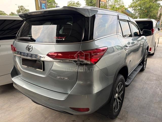 2017 Toyota FORTUNER 2.7 SRZ 4x4 (A) - 4