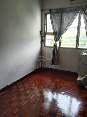 [1+1 deposit] SS12 Subang Jaya,  For Muslimah 1