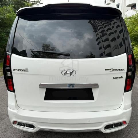 2017 Hyundai GRAND STAREX 2.5 ROYALE PREMIUM (A) - 4
