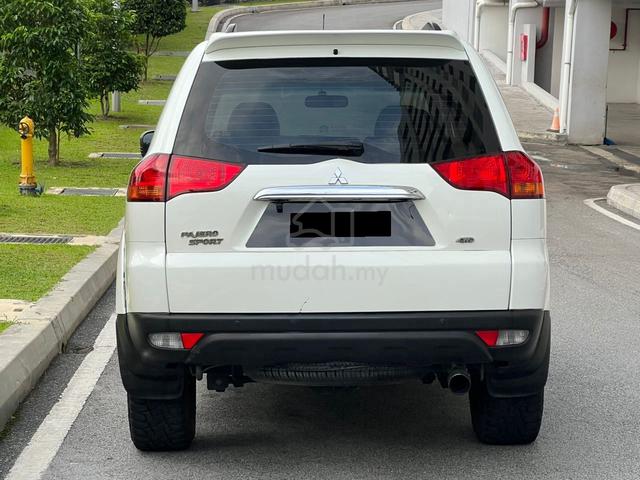 REG11 Mitsubishi PAJERO 2.5 SPORT 4X4 (A) 7 L/SEAT - 5
