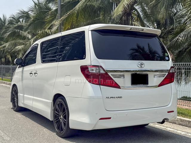 2013 Toyota Alphard 2.4 7S POWER BOOT 360 CAMERA - 2