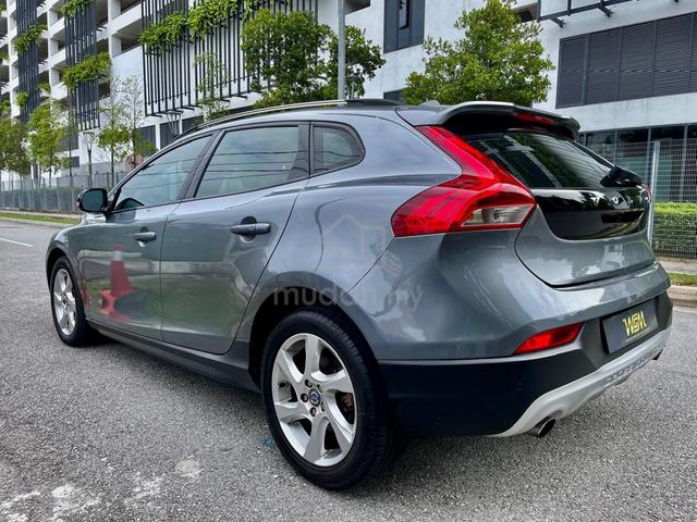 Volvo V40 2.0 CROSS COUNTRY T5 F.S.R.ORI KM &COLOR - 3