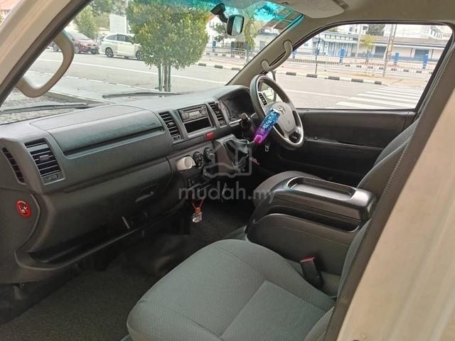 2016 Toyota HIACE 2.5 ENHANCED (M) Window Van - 5