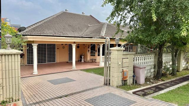 [Prime Area|Well Maintain] 1 Sty Semi D Syen 4 Petaling Jaya MUST VIEW 1