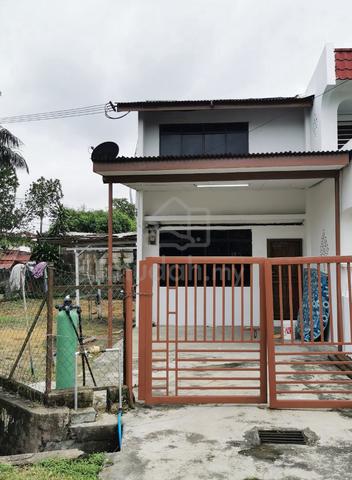 Double Storey Low Cost Terrace Corner, Jln Teratai, Taman Johor Jaya 1