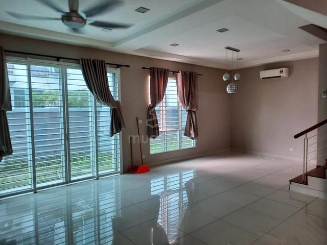 2 Story Semi D-Cluster for Rent 1