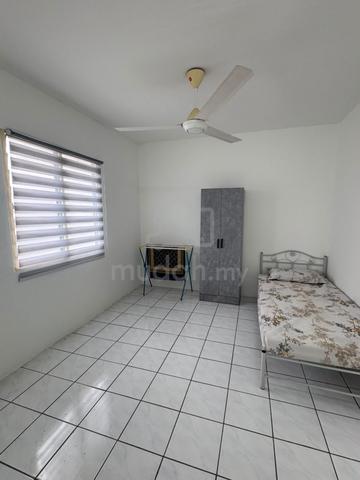 Teratai Apartment (Taman Bunga Raya) 1