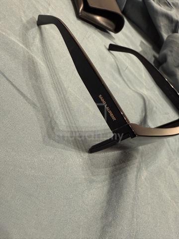 Carousel Image