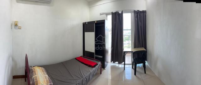 SERI PUTERI Single ROOM FOR RENT With Wifi & Aircond* 1