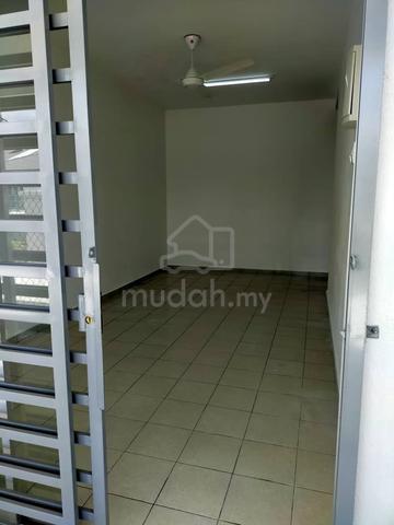 Rumah Sewa Durian Tunggal  1