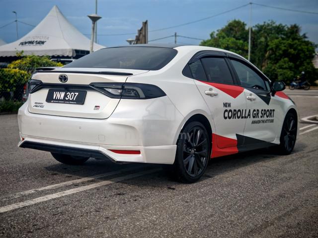 2025 Toyota COROLLA 1.8 GR SPORT MY19 E210 - 2