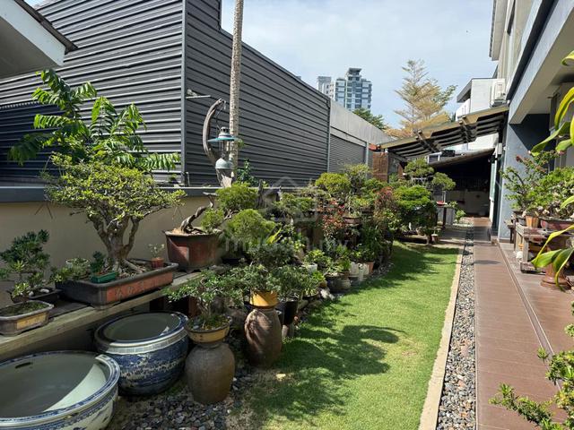 Taman Bukit Minyak Permai 2 Storey Semi D Renovated Good Condition 1