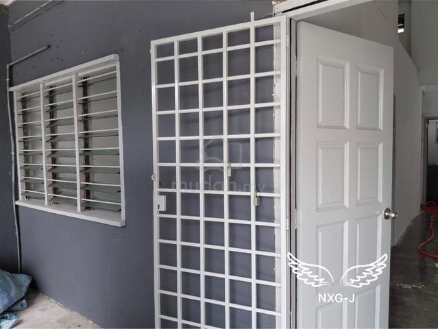 [ FULL LOAN ] BELOW MARKET ! 20x55 3R2B Tmn Pendamar Indah 1 Sty House 1